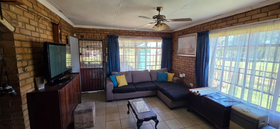5 Bedroom Property for Sale in Vaal Park North West